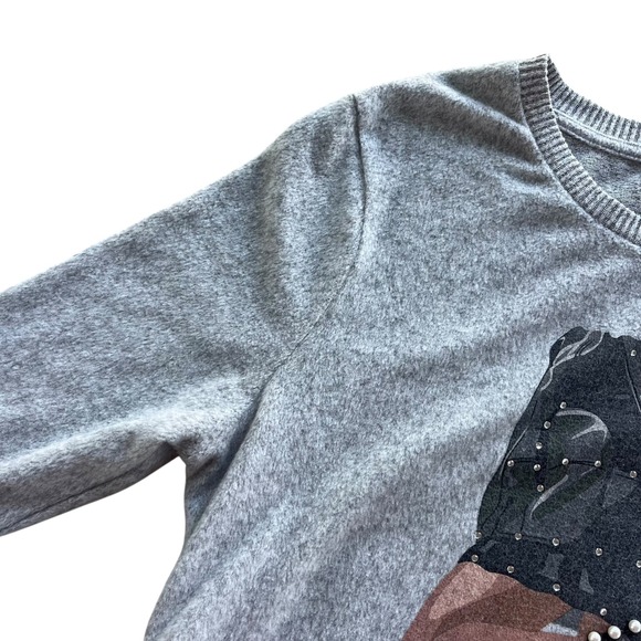 Love and Lace Gray Sweater with Fashion Graphic - Picture 7 of 16